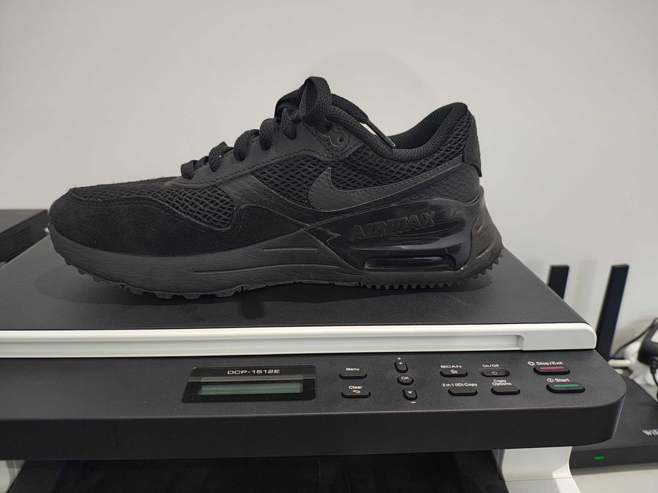 Мъжки маратонки NIKE AIR MAX SYSTM