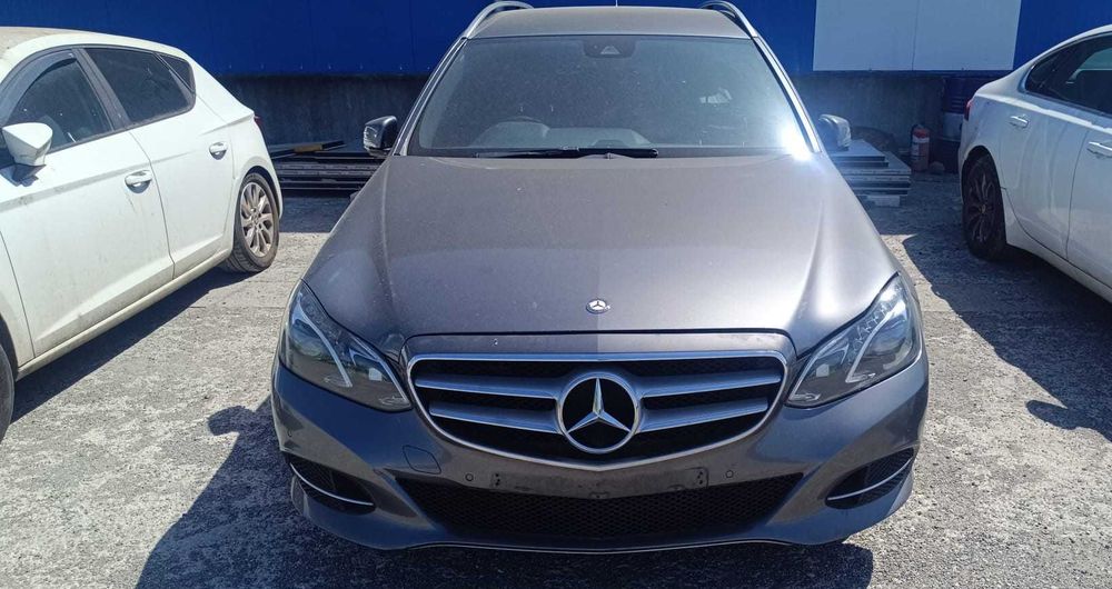 Dezmembrez Mercedes E Class S212 2.2D 2014