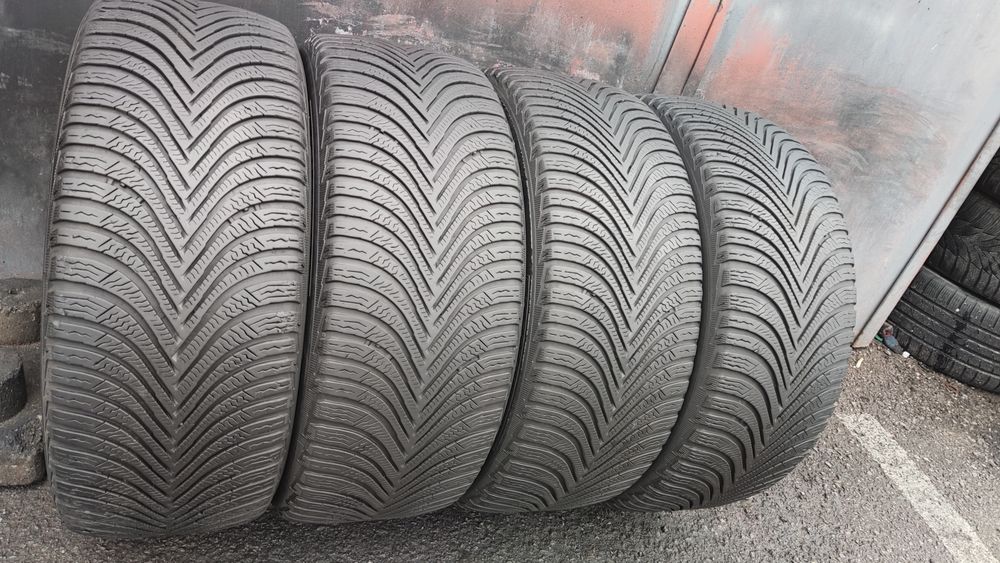 4бр. зимни гуми 225/45/17 Michelin Alpin5 , XL подсилени