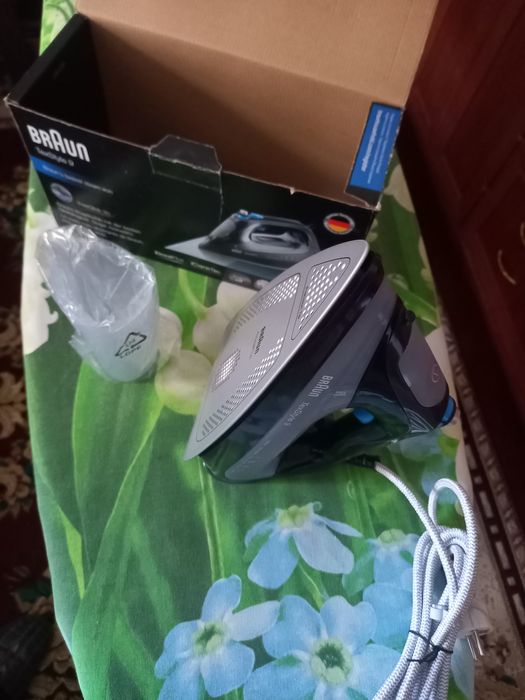 Срочно продам утюг "BraunS19188"