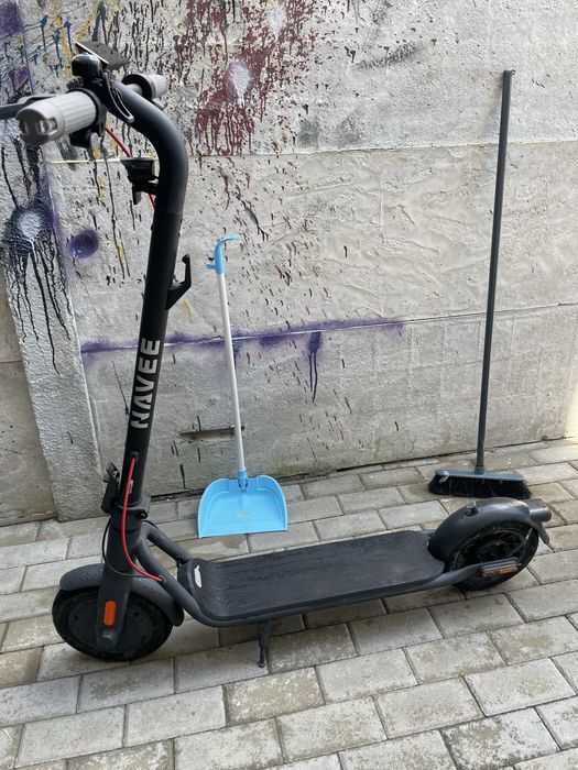 Vînd trotinetă electrică NAVEE