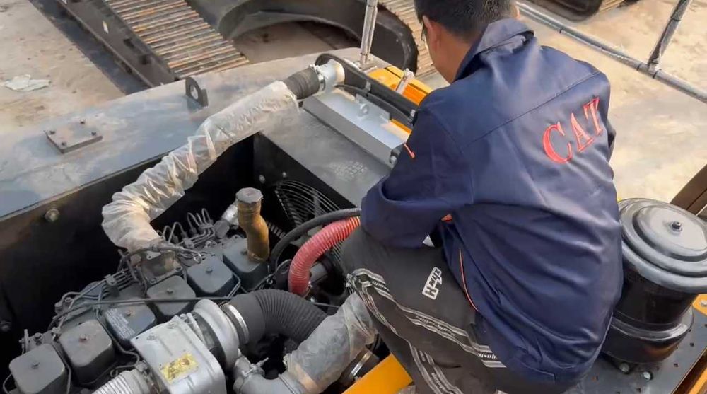 Китайский инженер — ремонт двигателей Cummins,Weichai, Isuzu и др