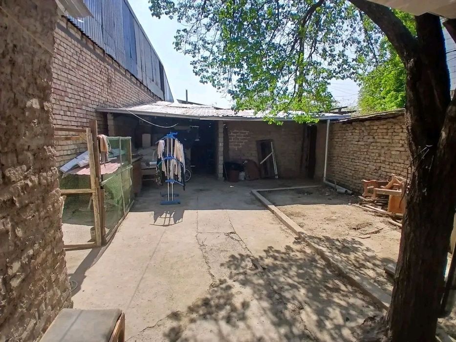 Продается дом 2 комнаты. 1,6 сотк Ор Миробадский района. Транспортный