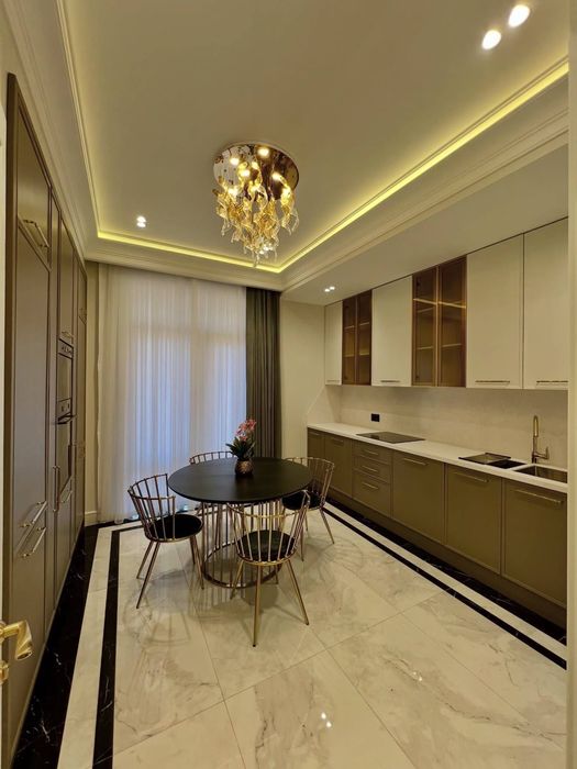 Сдаю 3х-ком 7/11 Светлую.Квартиру В ЖК Mirabod Avenue Рынок Мирабад Р3