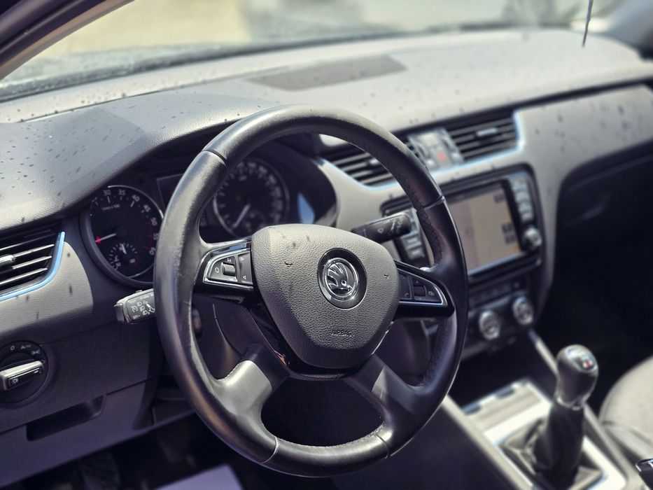 Skoda Octavia 2014 2.0tdi 4x4 Xenon Navi RATE GARANTIE