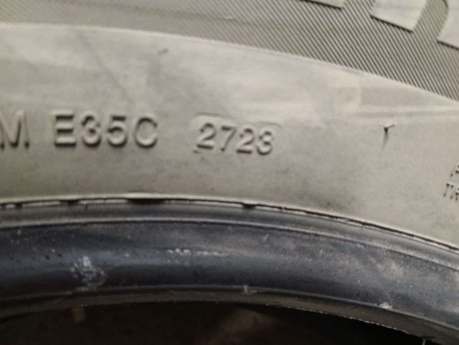 Шины зимние 275/60R20