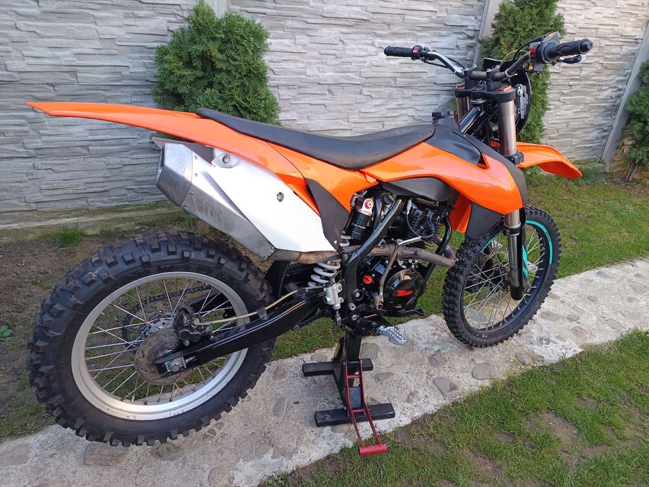 Alfarad t7 200 cc impecabil