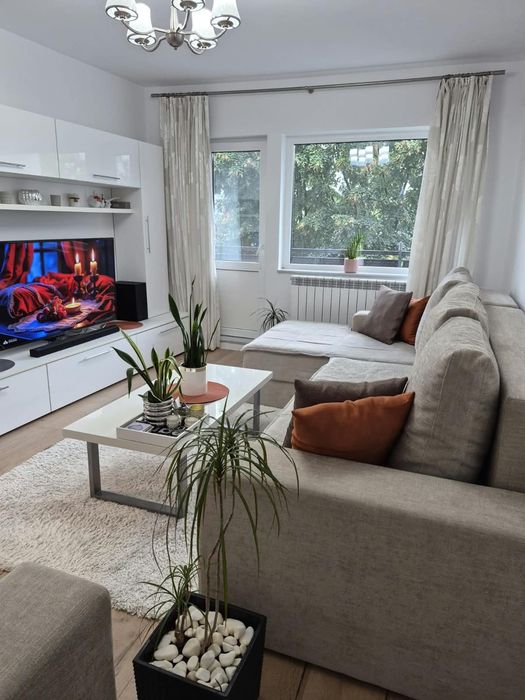 Închiriez apartament 2 camere