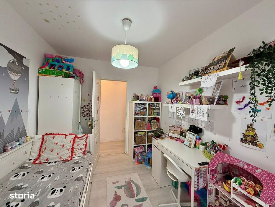 Apartament 3 camere semidecomandat, 57 mp, zona Craiovita-Noua