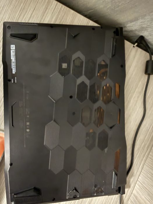 Laptop MSI-Katana 17