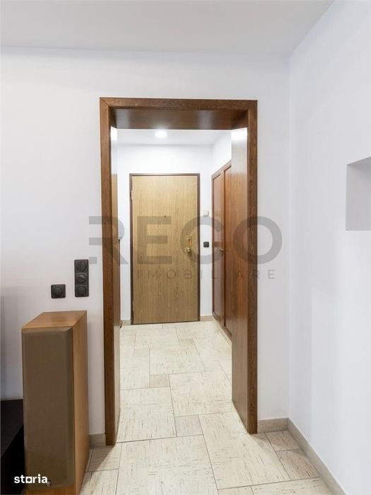 RECO, apartament decomandat,4 camere, Centrul Civic