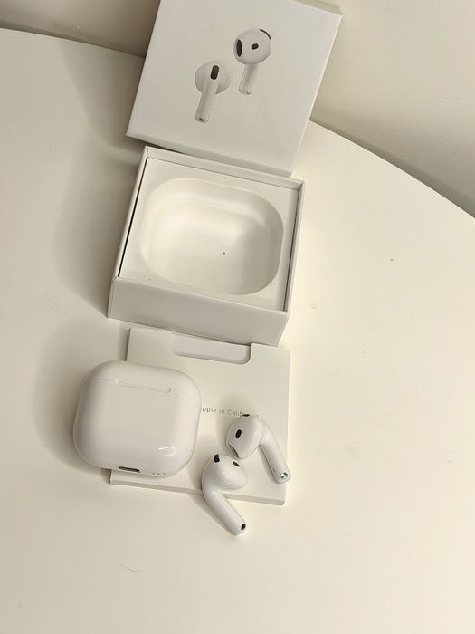 Слушалки Apple Airpods 4 с ANC
