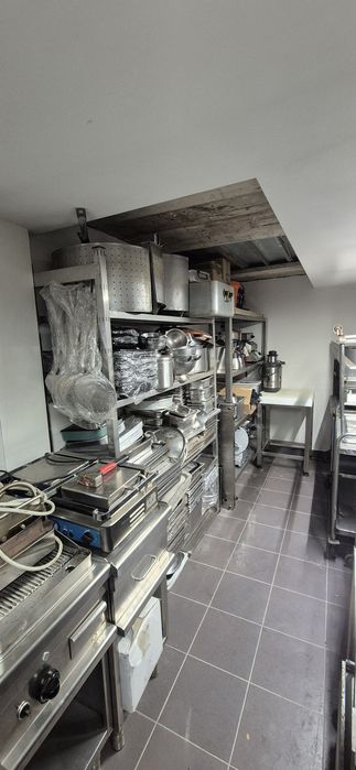 Tavi de inox industriale