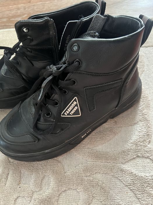 Отдам обувь в хорошем состоянии