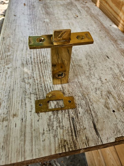 Продам  межкомнатные замки