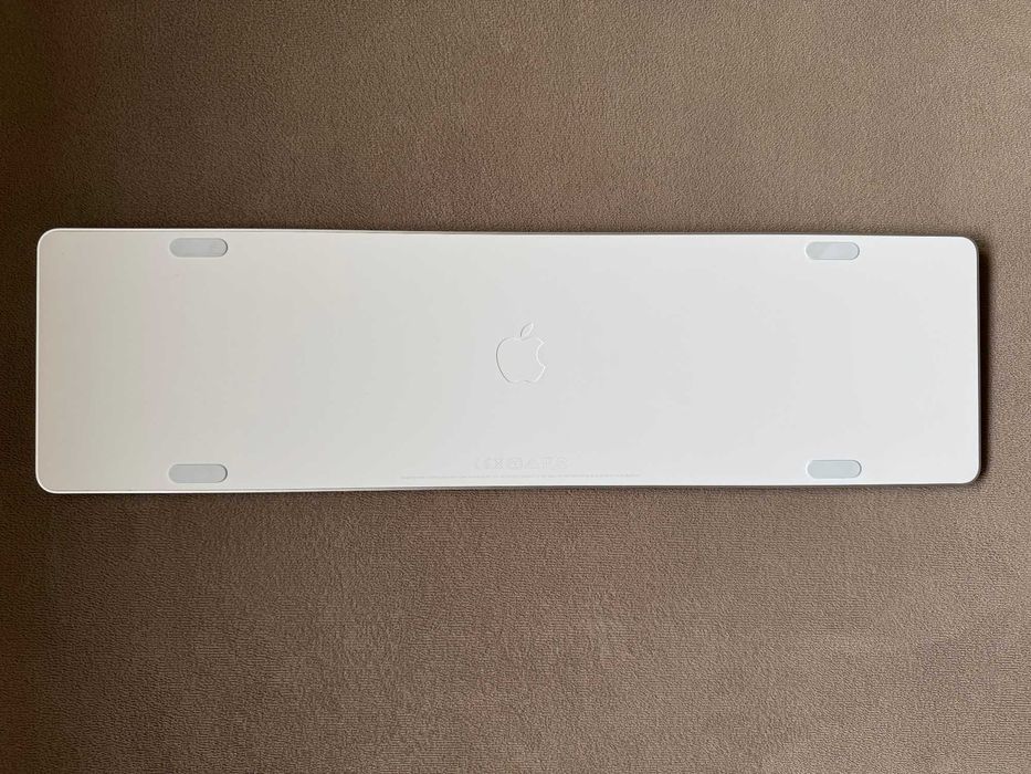 Apple Magic Keyboard с Touch ID и Numeric keypad