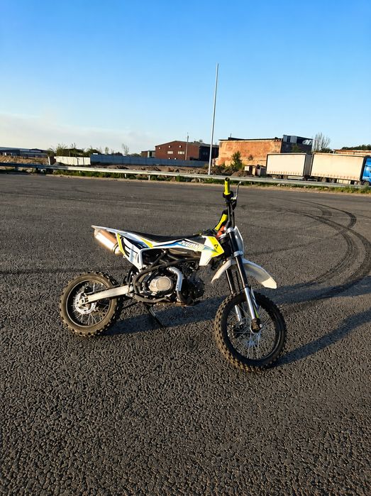 Продам Питбайк zummav k3
