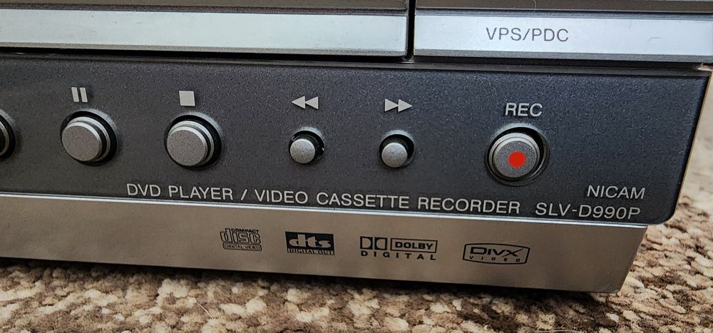 Video casete recorder combo dvd sony
