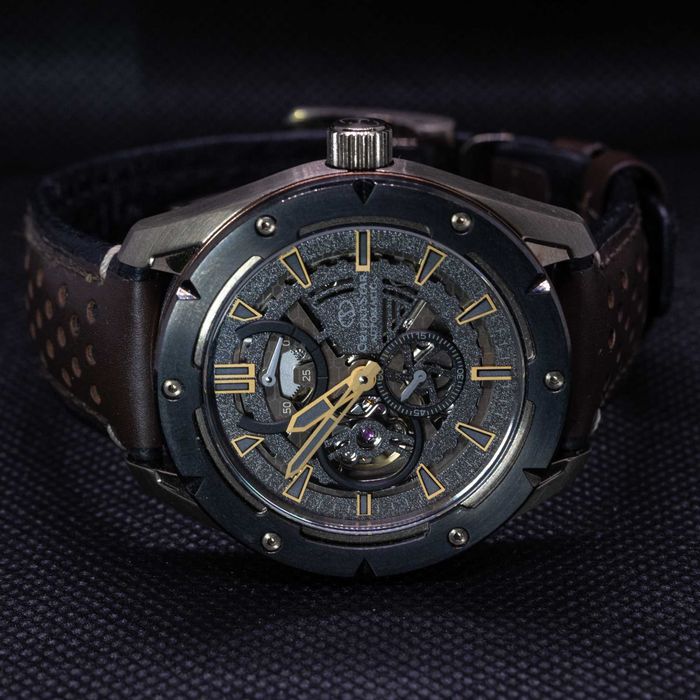 Orient Star Sports Avant-Garde Skeleton RE-AV0A02S | Helveti.cz