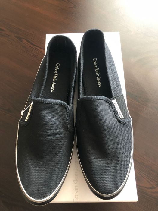 Calvin Klein оригинални дамски гуменки 38 размер.