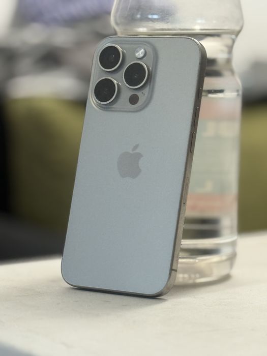 Iphone 15 pro natural titanium