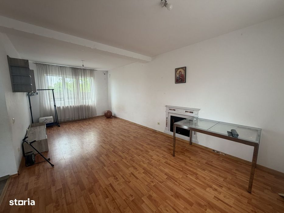 Vila tip duplex/ curte spatioasa/ Clinceni/ OFERTA