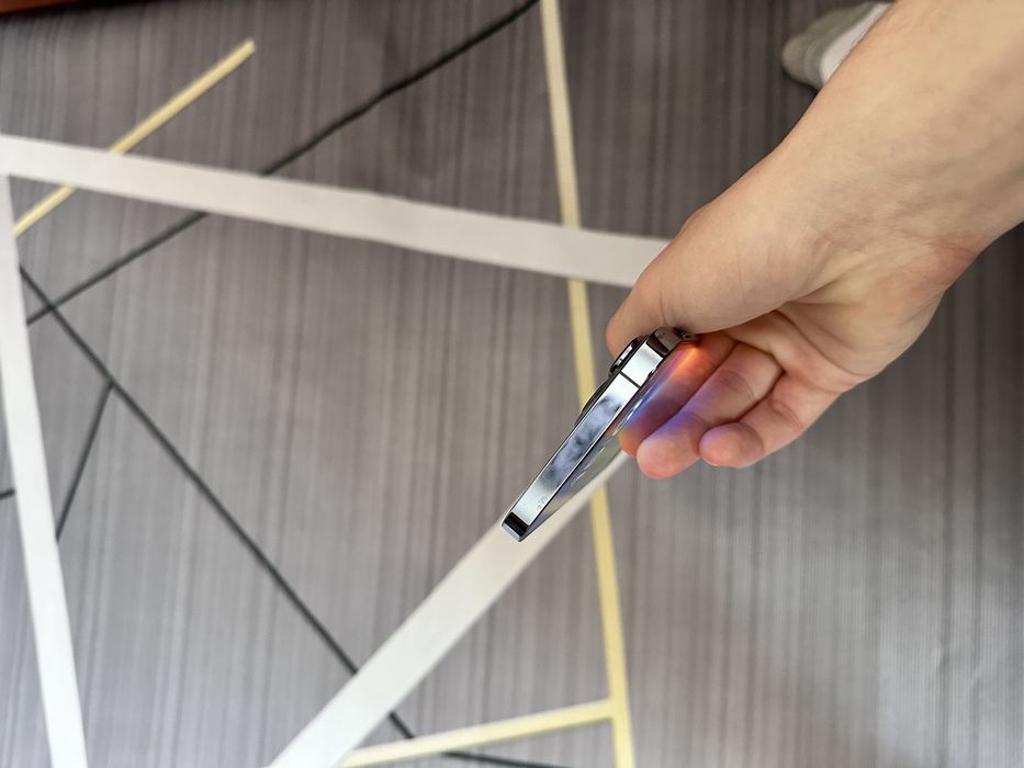 Продам iphone 13 pro max 256