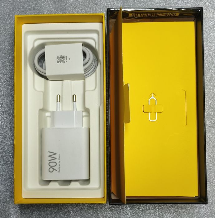 POCO X7 Pro 12/512GB — Состояние нового, полный заводской комплект