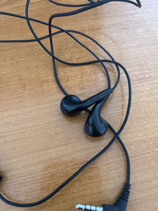 Оригинални LG слушалки