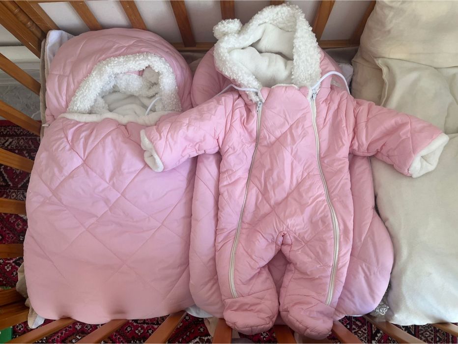 Продам конверт комбинезон для новорожденных