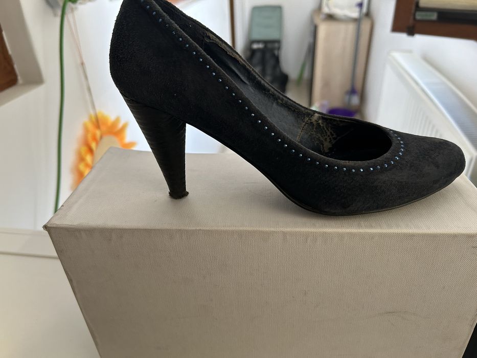 Pantofi tamaris cu pietricele