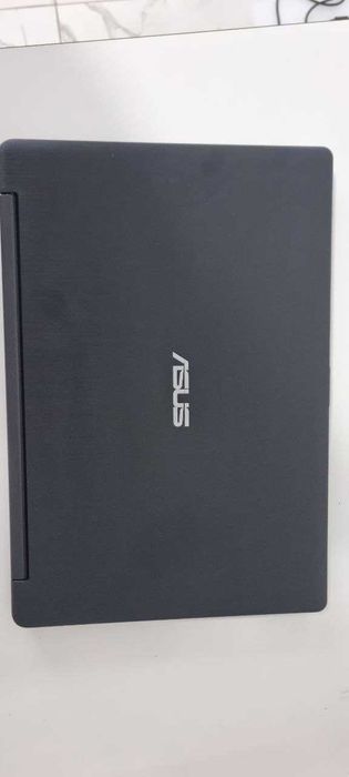 Сенсорный ASUS i5/12 GB RAM /512 GB SSD Kingston/Идеальное состояние