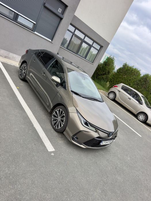 TOYOTA Corolla 2022 — imagine 3