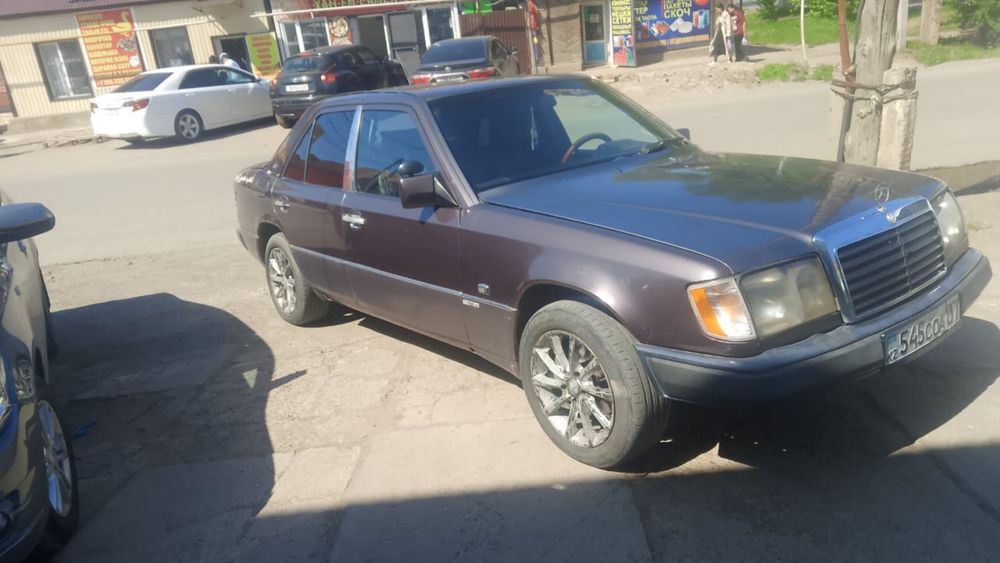 Авто мерс 124   Продам