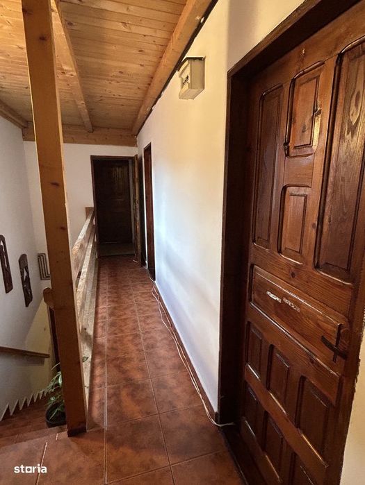 Cabana P+E de inchiriat, 120 mp, zona Poiana Tapului