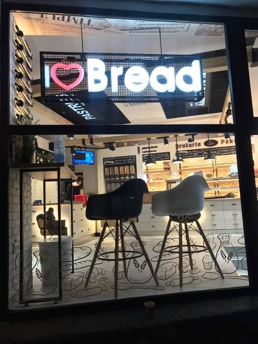 Spatiu comercial strada Cuza Voda langa piata