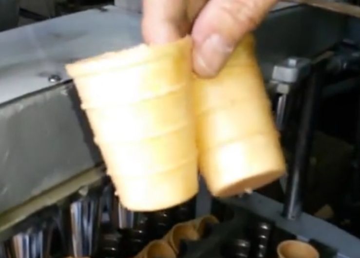 Вафельный стаканчик