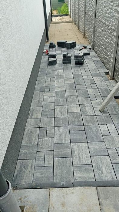 Montaj pavele și borduri