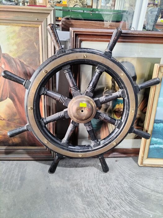 Стар корабен рул