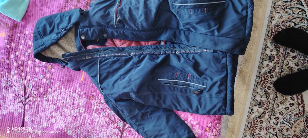 Зимний подростковый куртка.