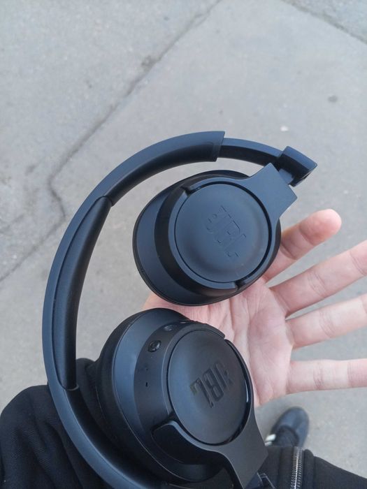 Наушники JBL 720T