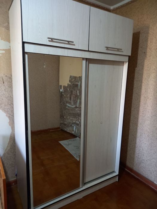 Продаётся шкаф-купе