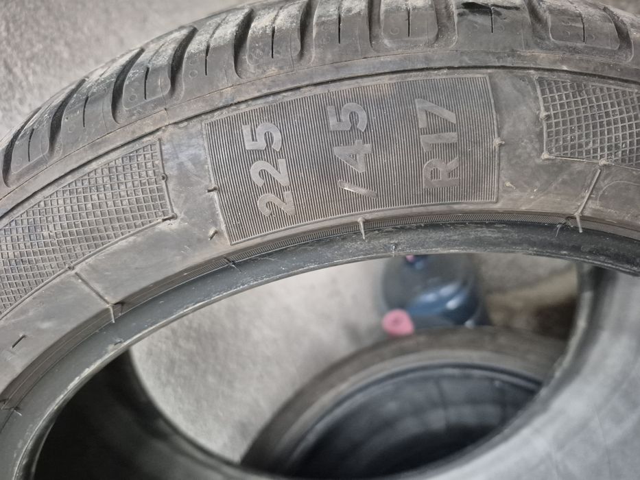 Летни Гуми 225/45r17 дот 25