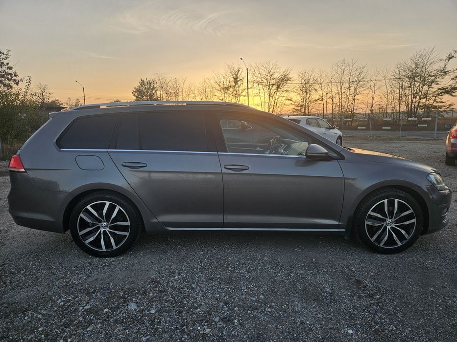 Volkswagen Golf 7 Highline 2014/ 2.0 TDI ~150 cp /DSG/Acc/Distronic/Panoramic/Navi/Xenon/Webasto/Camera