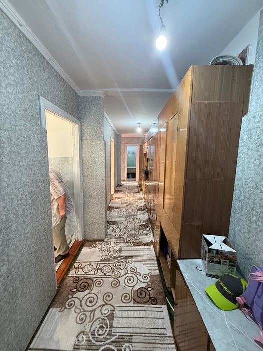 Продам 3-хкомнатную квартиру