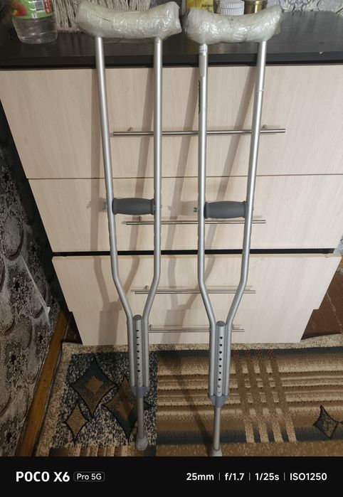 Костыли . Аренда 3000 тг