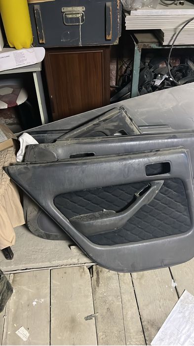 Обшивки на Тойота камри 10-15