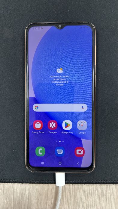 Телефон сатылады