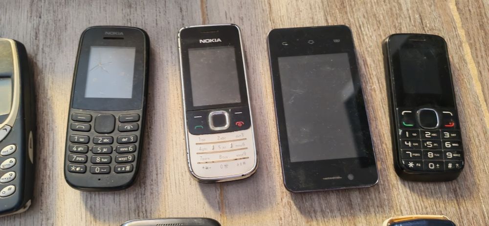 Lot telefoane mobile