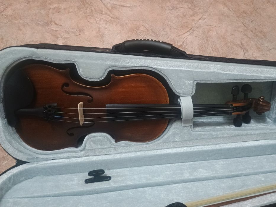 Продам скрипку новый